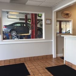 Auto Mechanic - Accurate Care Automotive