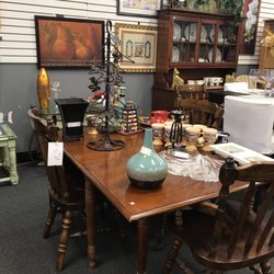 Furniture & Decorators - Revive Consignment