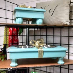 Pet Groomers - Bone Appetit Pet Feeders